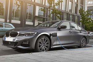 BMW 330e
